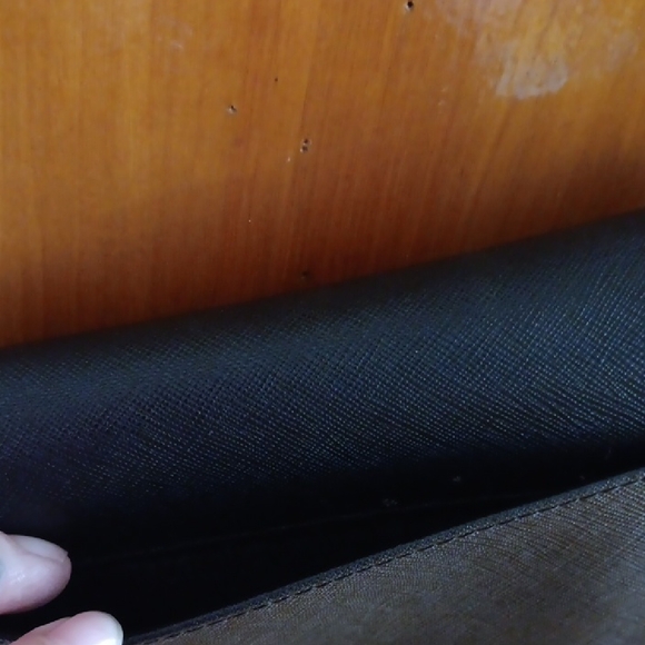 Michael Kors Black Crossbody Bag with Chain Strap - Picture 6 of 6